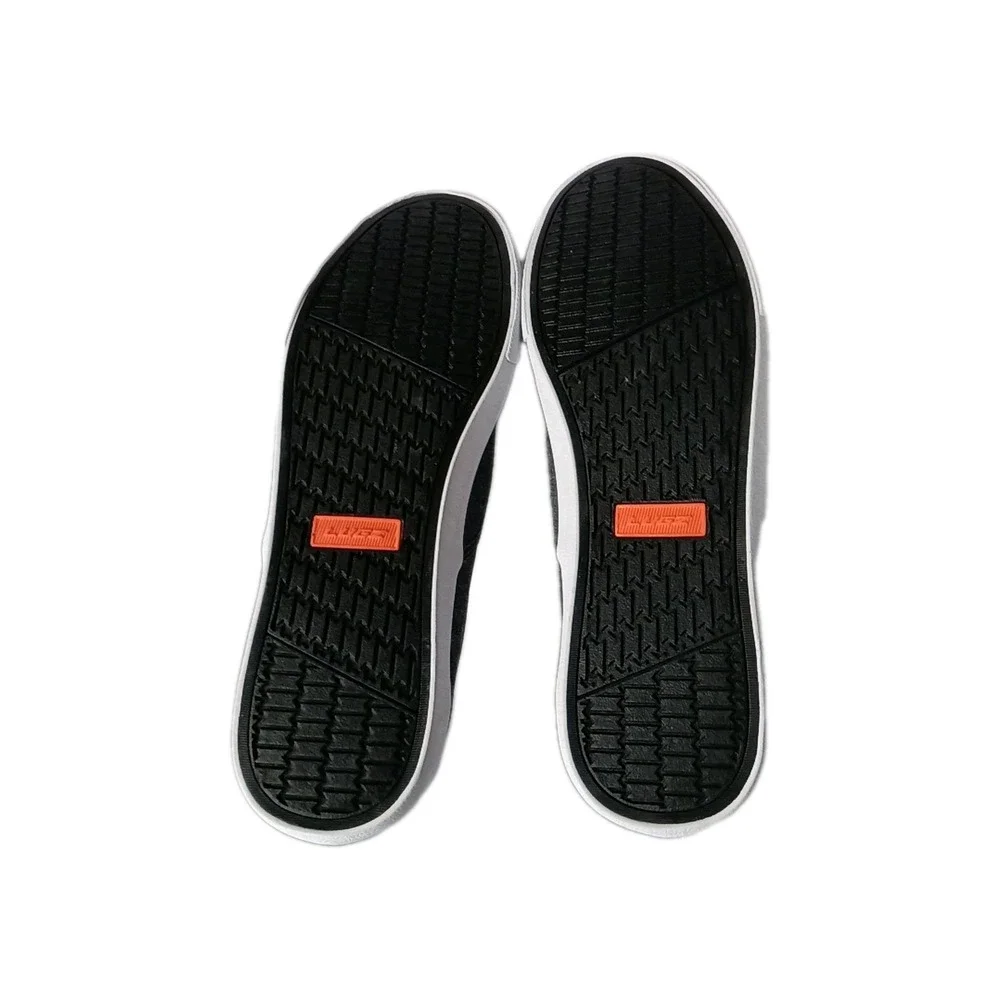 Lugz clean versatile